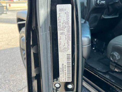 Used 2021 Jeep Wrangler Sport S image 37