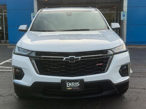 Used 2023 Chevrolet Traverse RS AWD/4WD image 2