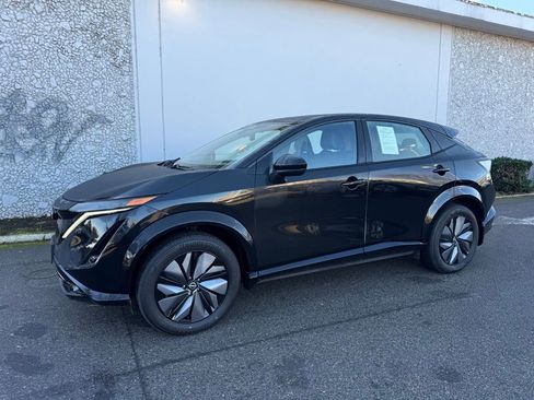 Certified 2023 Nissan Ariya AWD image 2