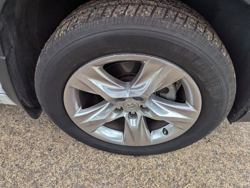 Used 2015 Toyota Highlander Limited image 6