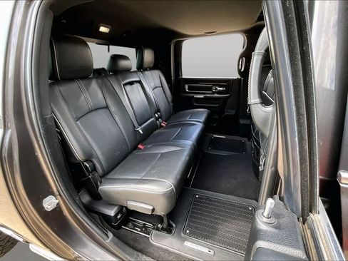 Used 2017 RAM 2500 Limited AWD/4WD image 18