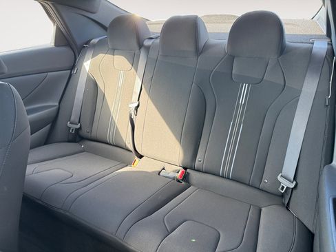 New 2025 Hyundai Elantra Sport image 16
