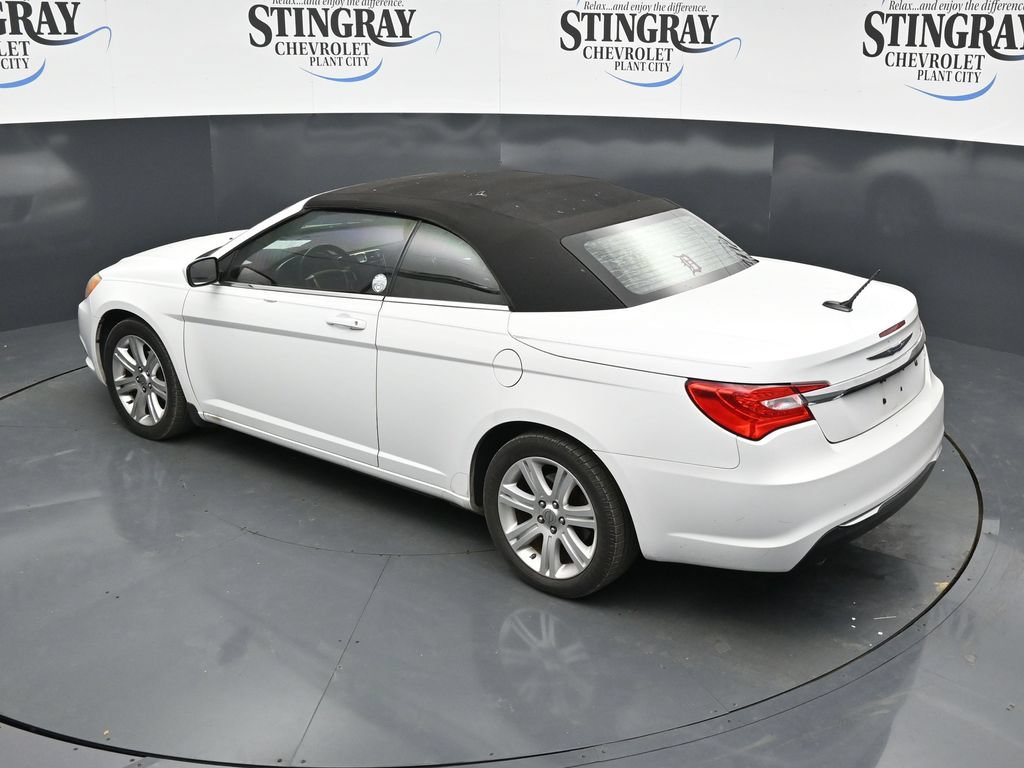 Used 2012 Chrysler 200 Touring FWD image 22