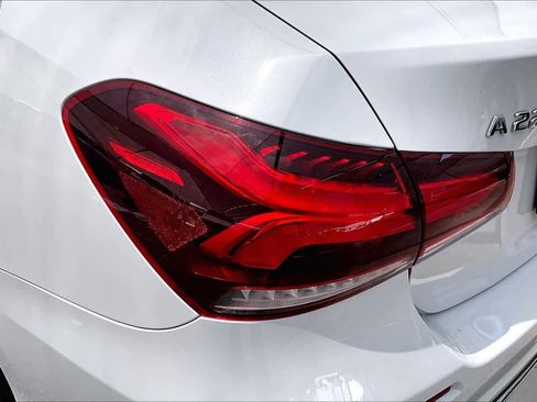 Used 2022 Mercedes-Benz A 220 image 29