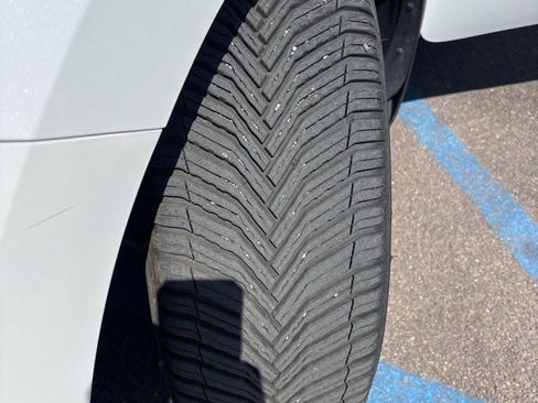 Used 2019 Kia Sedona SX FWD image 9