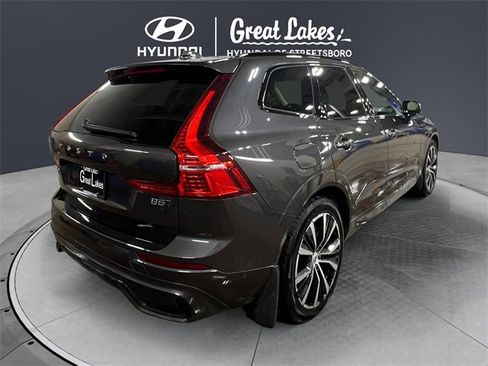 Used 2025 Volvo XC60 B5 Ultra image 5