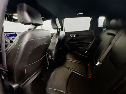 Used 2023 Jeep Compass Trailhawk image 21