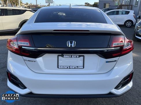 Used 2019 Honda Clarity Plug-In Hybrid image 4