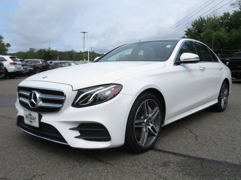 Used 2019 Mercedes-Benz E 450 4MATIC Sedan image 1