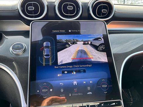 Used 2025 Mercedes-Benz C 300 4MATIC Sedan image 26