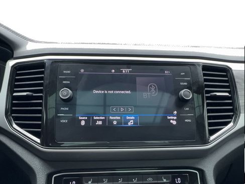 Used 2023 Volkswagen Atlas Cross Sport SE w/ Panoramic Sunroof Package FWD image 46