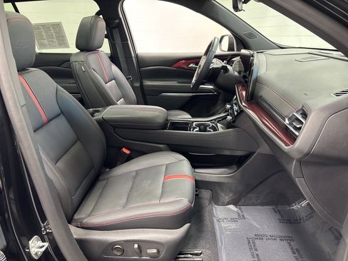Used 2024 Chevrolet Traverse RS w/ LPO, Floor Liner Package image 11