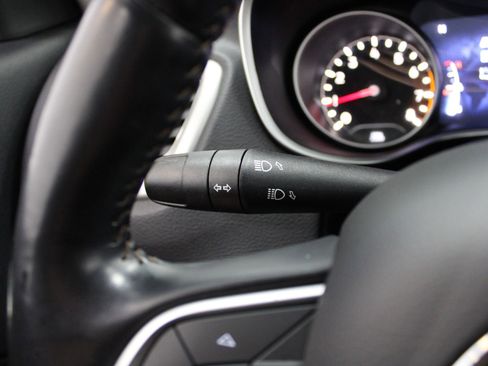 Used 2021 Jeep Compass Latitude w/ Sun and Sound Group AWD/4WD image 36