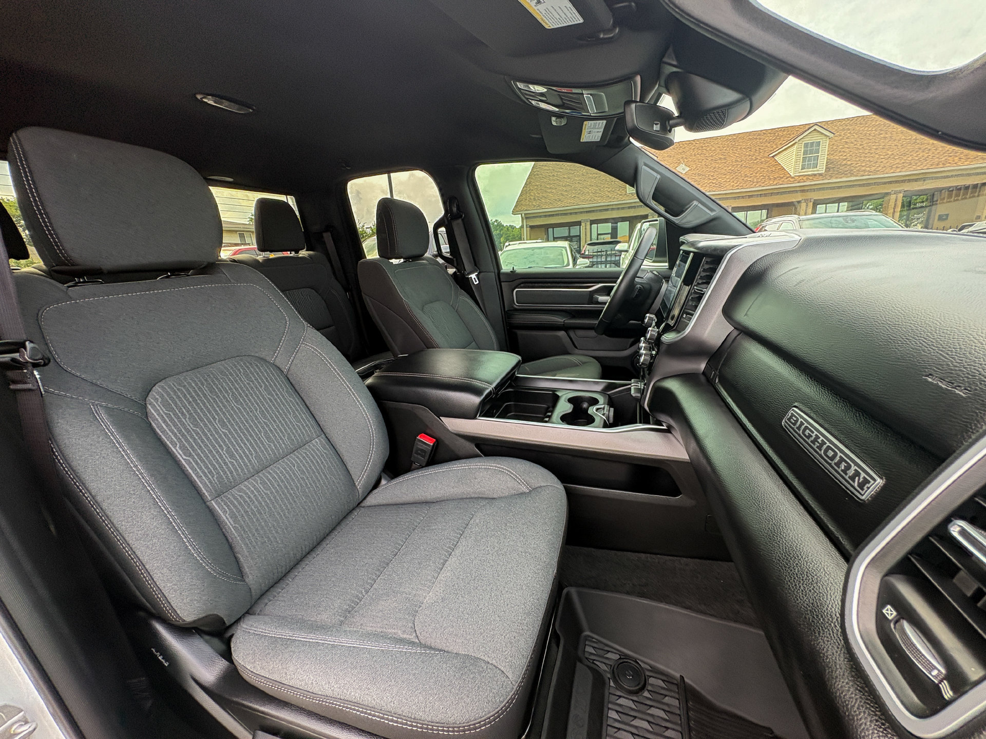 Used 2022 RAM 1500 Big Horn AWD/4WD image 28