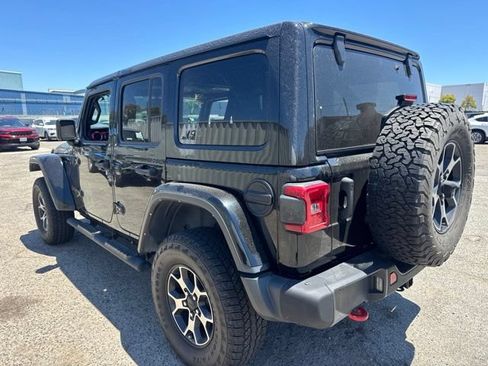 Used 2022 Jeep Wrangler Unlimited Rubicon w/ Steel Bumper Group AWD/4WD image 7