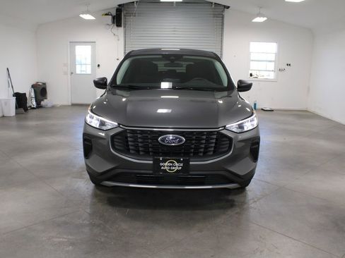 New 2026 Ford Escape Active image 17