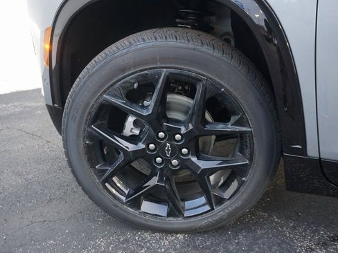 New 2026 Chevrolet Traverse RS w/ LPO, Floor Liner Package image 32