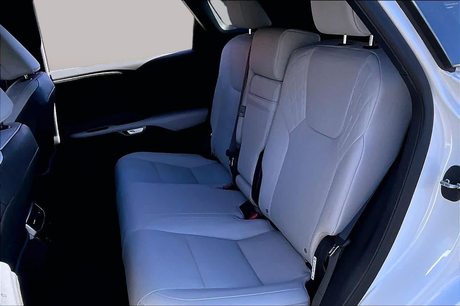 Used 2024 Lexus RX 350 Premium w/ Cold Area Package AWD/4WD image 21