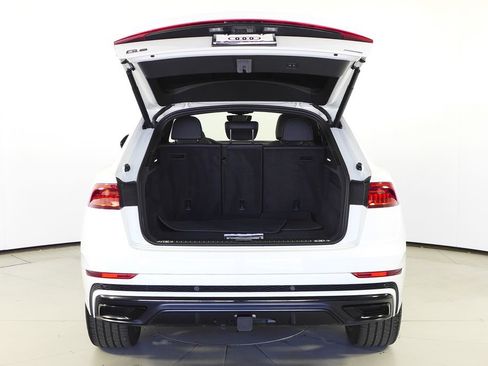 Used 2023 Audi Q8 Premium Plus w/ Premium Plus Package AWD/4WD image 10