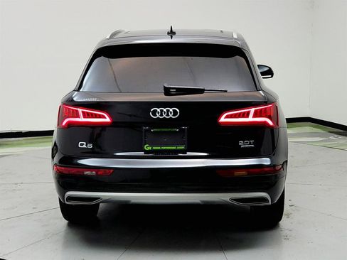 Used 2018 Audi Q5 2.0T Premium Plus w/ Premium Plus Package AWD/4WD image 6
