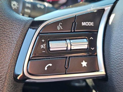 Used 2022 Kia Forte LXS image 8