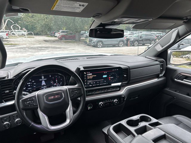 Used 2024 GMC Sierra 1500 SLT AWD/4WD image 14