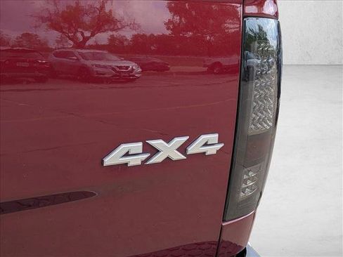 Used 2018 RAM 1500 Big Horn AWD/4WD image 12
