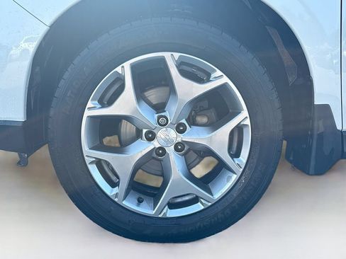 Used 2016 Subaru Forester 2.5i Touring w/ Eyesight & Navigation System AWD/4WD image 29