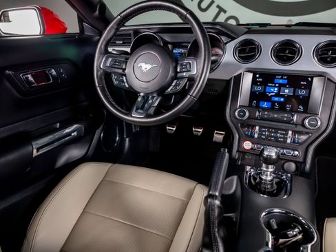 Used 2017 Ford Mustang GT Premium RWD image 7