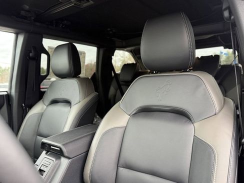 New 2025 Ford Bronco Outer Banks image 14