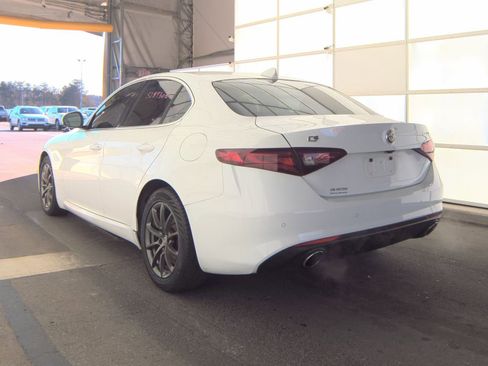 Used 2018 Alfa Romeo Giulia AWD image 10