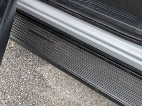 Certified 2025 Ford Expedition Active image 10