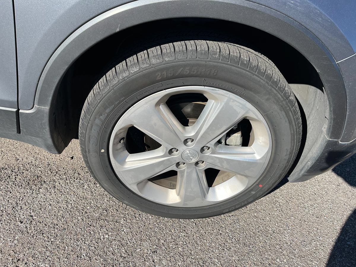Used 2015 Buick Encore FWD image 19