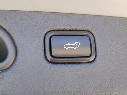 Used 2021 Hyundai Tucson Limited AWD/4WD image 11