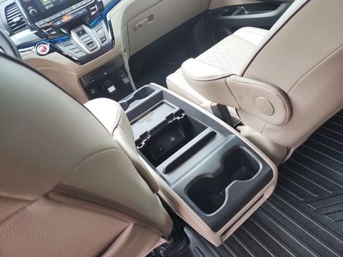 Used 2022 Honda Odyssey Elite image 25