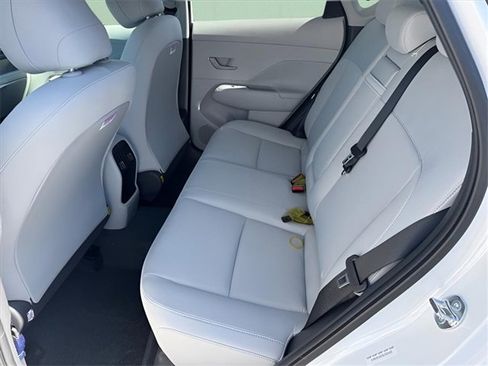 New 2025 Hyundai Kona SEL image 7