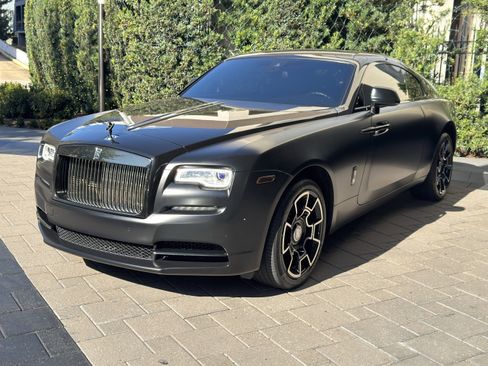 Certified 2019 Rolls-Royce Wraith image 1