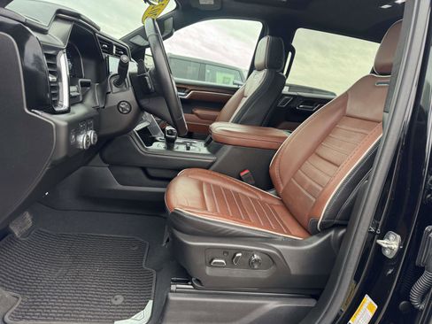 Used 2023 GMC Sierra 1500 Denali Ultimate image 15