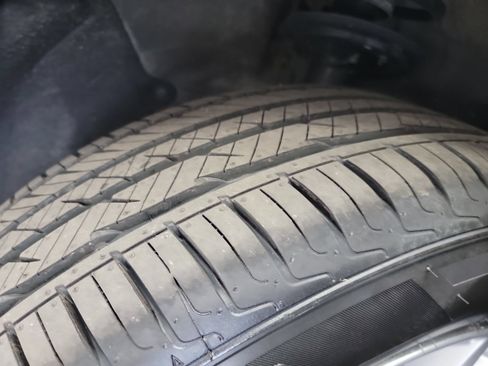 Used 2024 Honda CR-V EX-L image 31