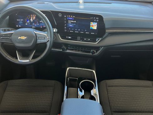 Used 2025 Chevrolet Equinox LT image 20