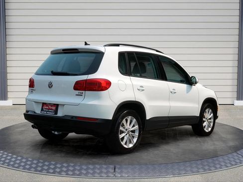 Used 2017 Volkswagen Tiguan Limited w/ Premium Package AWD/4WD image 7
