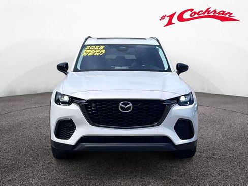 Used 2025 MAZDA CX-70 3.3 Turbo w/ Preferred Package AWD/4WD image 12