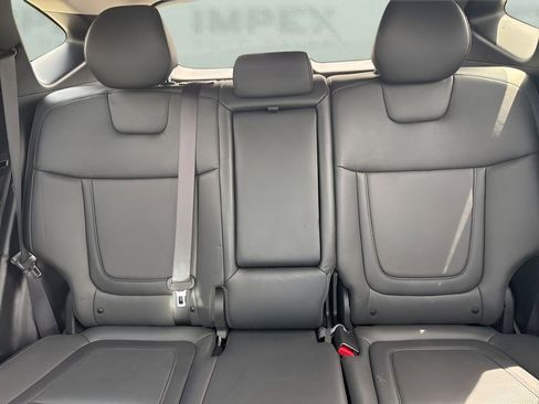 Used 2022 Hyundai Tucson SEL w/ Convenience + Premium Package FWD image 12