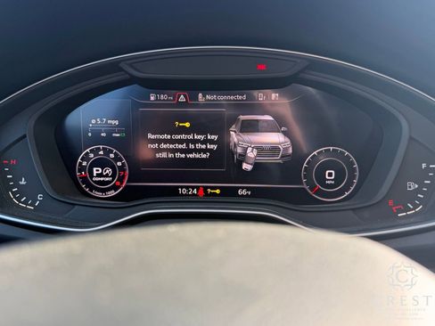 Used 2018 Audi Q5 Prestige w/ Prestige Package image 18