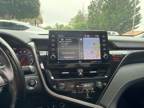 Used 2022 Toyota Camry XSE w/ Navigation Package FWD image 35