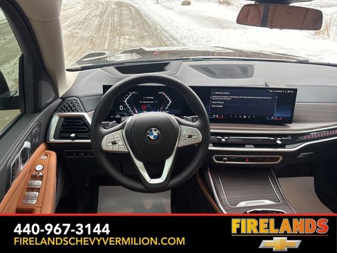 Used 2024 BMW X7 xDrive40i w/ Premium Package image 53