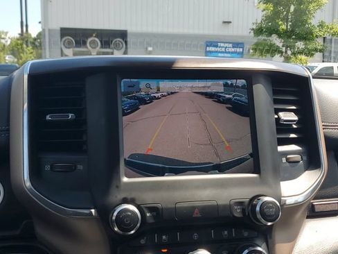 Used 2022 RAM 1500 Laramie AWD/4WD image 30