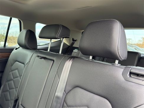 New 2026 Volkswagen Atlas SE image 27