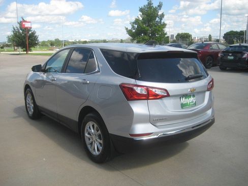 Used 2021 Chevrolet Equinox LT w/ LPO, Cargo Package AWD/4WD image 5