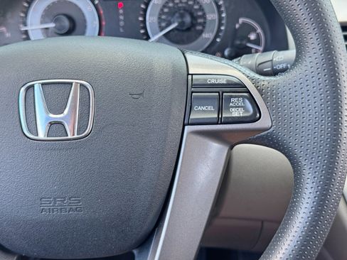 Used 2016 Honda Odyssey SE image 20